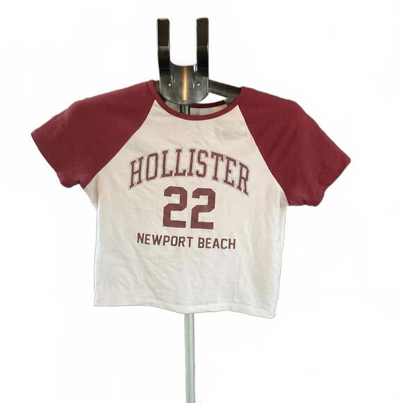 Hollister Tops - Hollister Newport Beach 22 Raglan Crop T-Shirt Size Medium